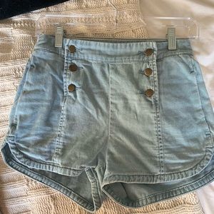 BDG Denim pin up style shorts size 0